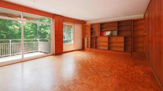Etagenwohnung in Centre. Piso en matar centro situacin buensima. refrmalo a tu gusto!