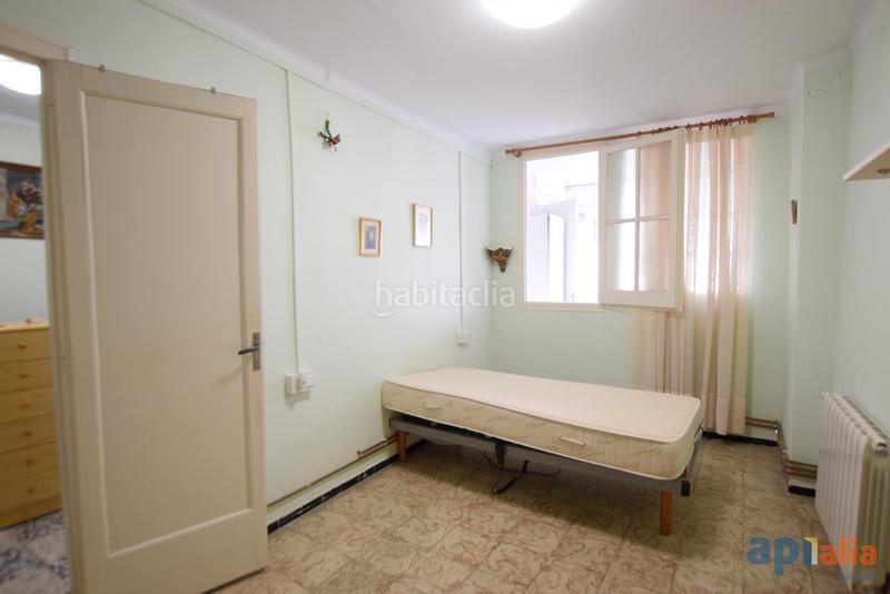 Foto 309fa91a-4a94-4b22-ace3-ae9351021832. Casa amb aparcament a Centre Mataró
