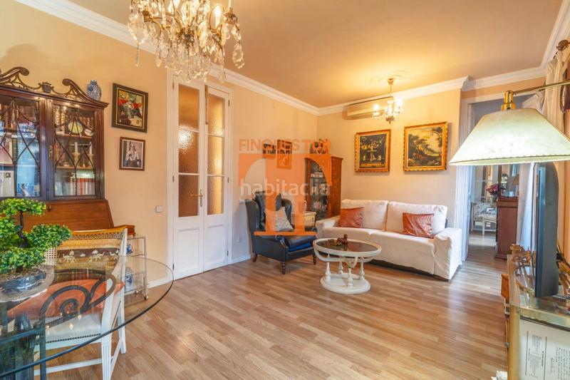 Foto e4330114-de0a-4218-bbd1-ff1808a9bb1a. Etagenwohnung in Raval Barcelona