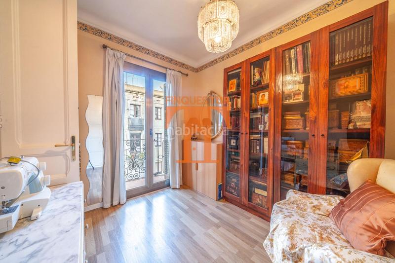 Foto e43be7cf-462a-4662-a87d-c3fcbefba200. Etagenwohnung in Raval Barcelona