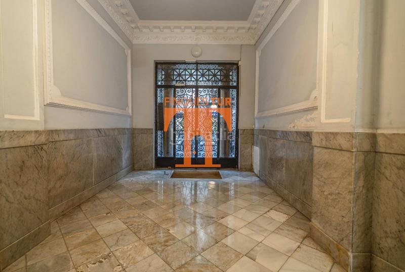 Foto e8ed7450-da28-4f1f-a514-e44961f0386a. Etagenwohnung in Raval Barcelona