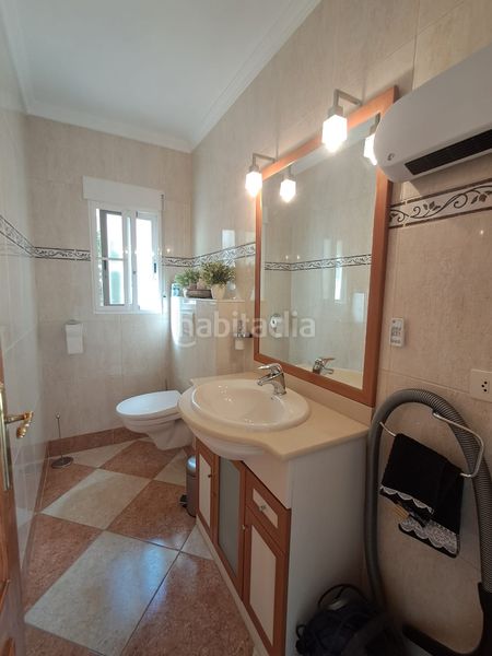 Foto 105bb12b-c0f4-4230-8d17-0ac9b45554d9. Xalet amb xemeneia aparcament piscina a Coloma Nucia (la)