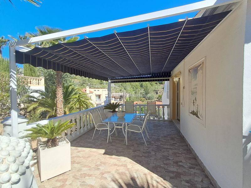Foto b8b354f6-f245-40d0-a52d-725a96848eb1. Xalet amb xemeneia aparcament piscina a Coloma Nucia (la)
