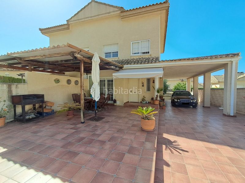 Foto a3e7321c-f23b-4dd8-8ca9-9169d3587794. Casa adossada amb xemeneia calefacció aparcament piscina a Nucia (la)