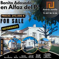 Casa en Pueblo-Ubanizaciones. Bonita casa pareada