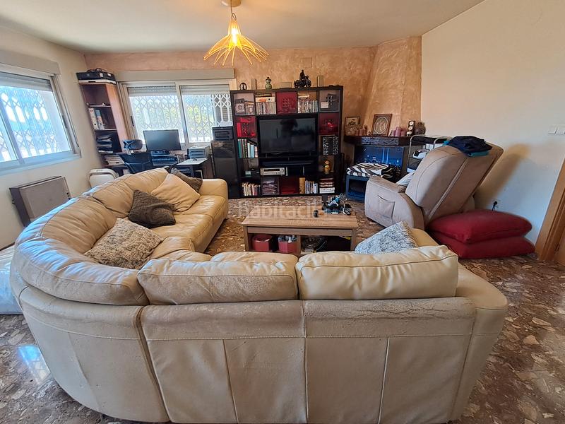 Foto c34af41c-f782-4efd-85a5-d5c16845838b. Xalet amb xemeneia aparcament a Montebello - Nou Espai Nucia (la)