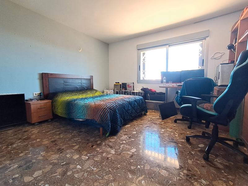 Foto c714606c-44ec-409b-b5f3-4ff13b595d97. Xalet amb xemeneia aparcament a Montebello - Nou Espai Nucia (la)