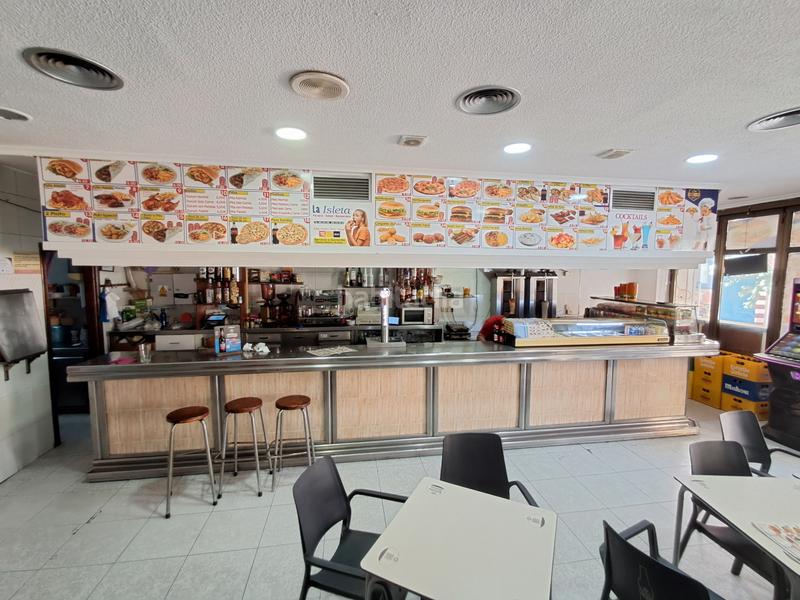 Foto e6f7ab72-d4b4-4092-8f36-861d7841e44f. Locale commerciale con riscaldamento in Colonia Madrid Benidorm