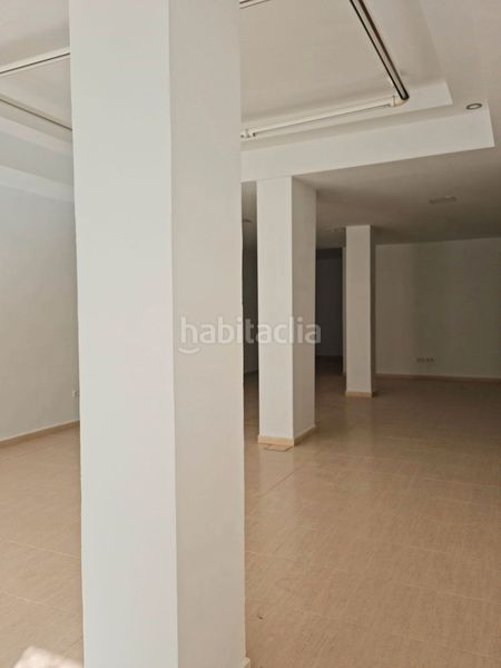 Foto cc719e56-59ae-4b65-bb8b-1f38e293d2b3. Lloguer local comercial a Centro Alcalá de Guadaira