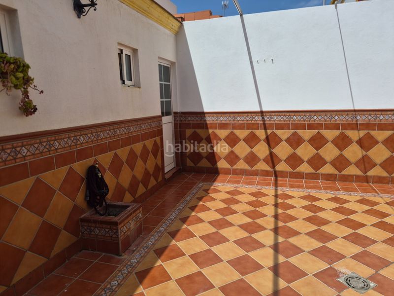 Foto d3be33b6-298a-4660-b1a2-4e027a3704e9. Casa amb aparcament a Oromana Alcalá de Guadaira