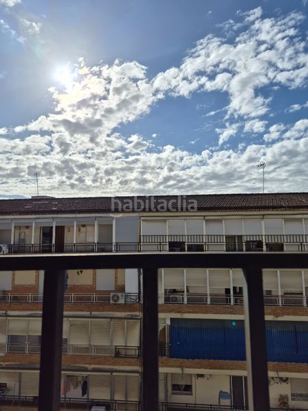 Foto babd9a89-4f0d-4873-a438-d259be26830f. Pis a Parque Alcosa Sevilla