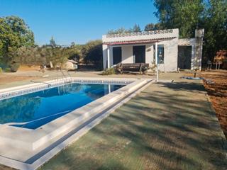 Chalet in Oromana. Parcela hipotecable