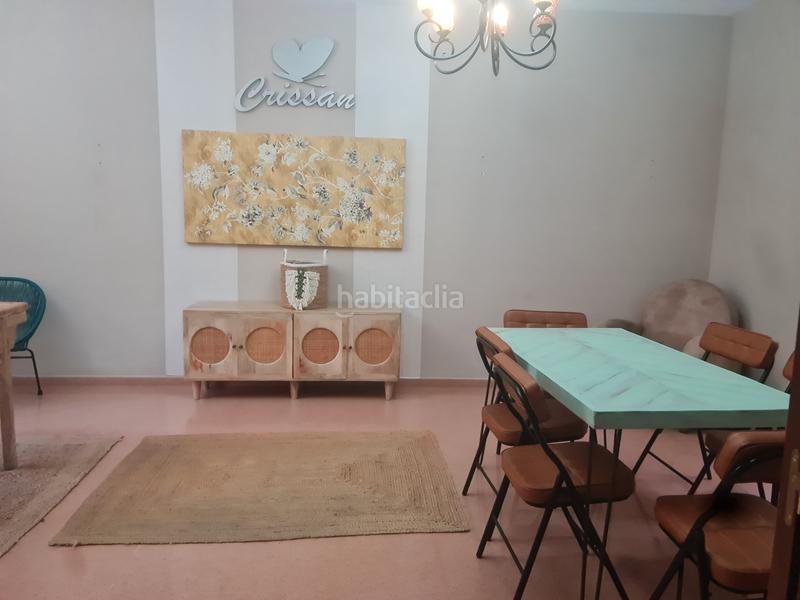 Foto a2f3e40c-f489-4b41-99d5-a633f1151099. Casa adossada amb calefacció a Nueva Alcalá Alcalá de Guadaira