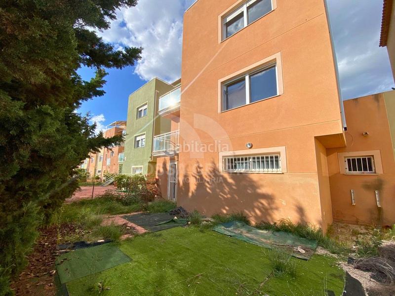 Foto b7d56808-9d88-452b-9658-b40360106da1. Casa adosada chalet adosado en alfàs del pi con gran terraza y playa cercana en Alfàs del Pi (l´)