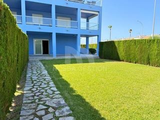 Pis  Calle italia. Vivienda en ctra. les marines, denia  piscina y jardn comunitar