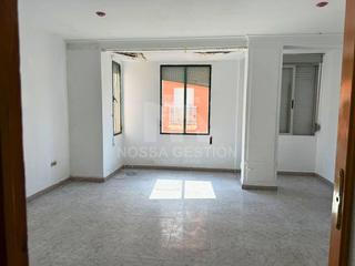 Pis  Gregori maians. Piso de 3 dormitorios en ganda, cntrico y bien comunicado  par