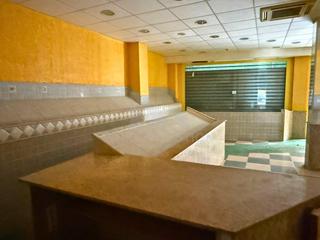Geschäftsraum  Calle del plus ultra. Local comercial en venta en gandía  85 m en zona transitada  opo