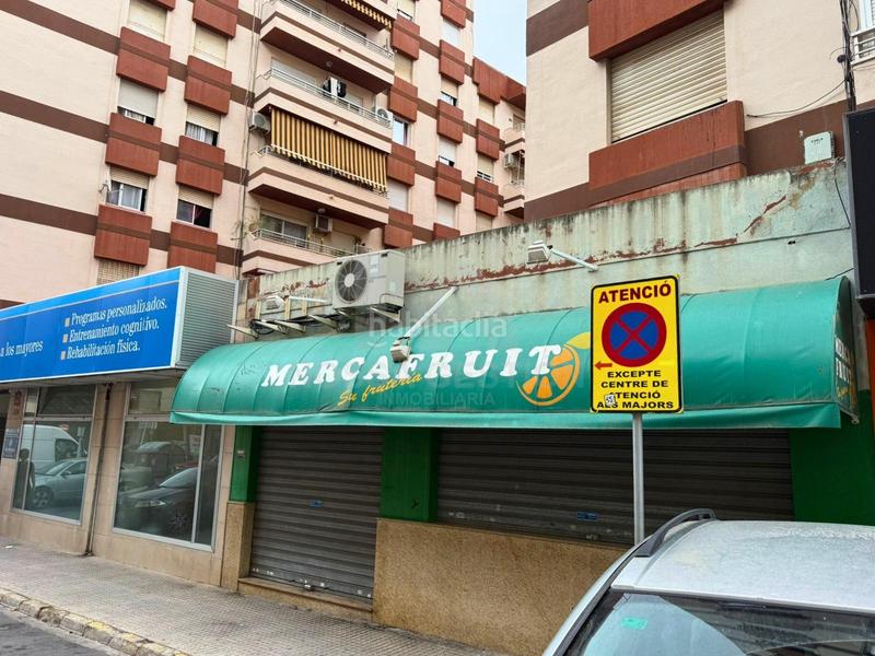 Foto e49ad5e3-b70f-4a0b-b7c1-69122618661a. Local comercial  en venta en gandía 85 m en zona transitada oportunidad de negocio en Gandia