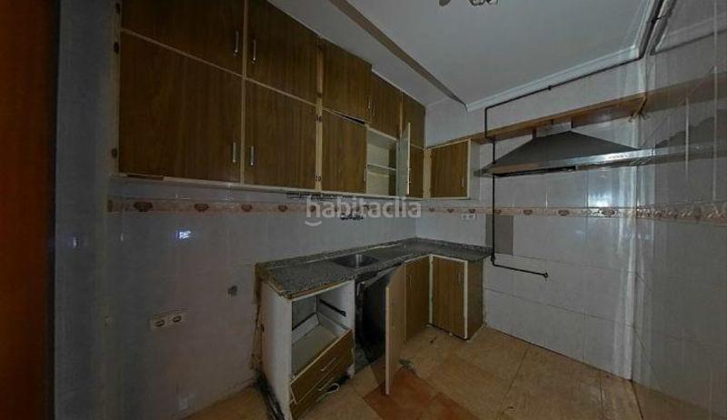 Foto beb8f2dd-a664-4c93-a9dd-c466601f3429. Piso  en venta en La Creu del Grau activo ocupado en Valencia
