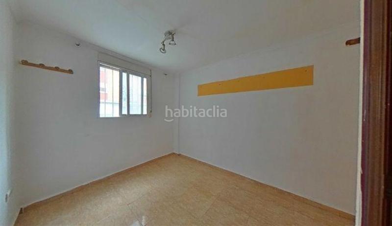 Foto f1be9e42-1b04-48a1-a3da-8445f9002a39. Piso  en venta en La Creu del Grau activo ocupado en Valencia