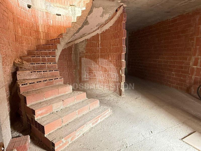 Foto 036a9f76-f93f-4ea4-bf9e-b0055f8fb630. Terreno residenziale in Artana