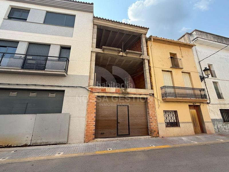 Foto bffd75c4-ec66-43b4-aae1-1bd7dddf88bd. Terreno residenziale in Artana