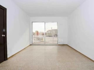 Appartement  Calle del puig de la nau. Se vende piso en rentabilidad  alquilado hasta abril 2026. oport