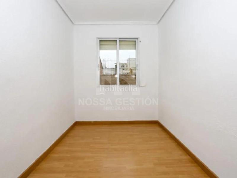 Foto d4e2e6e9-103d-4690-a3d9-aee91c00f513. Piso oportunidad de inversión piso en rentabilidad en Torrefiel alquilado hasta marzo 2026 en Valencia