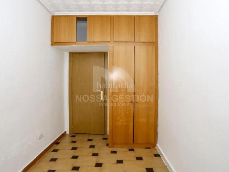 Foto fc6c0cac-f3d2-4c75-a304-f9cb917571bf. Piso oportunidad de inversión piso en rentabilidad en Torrefiel alquilado hasta marzo 2026 en Valencia