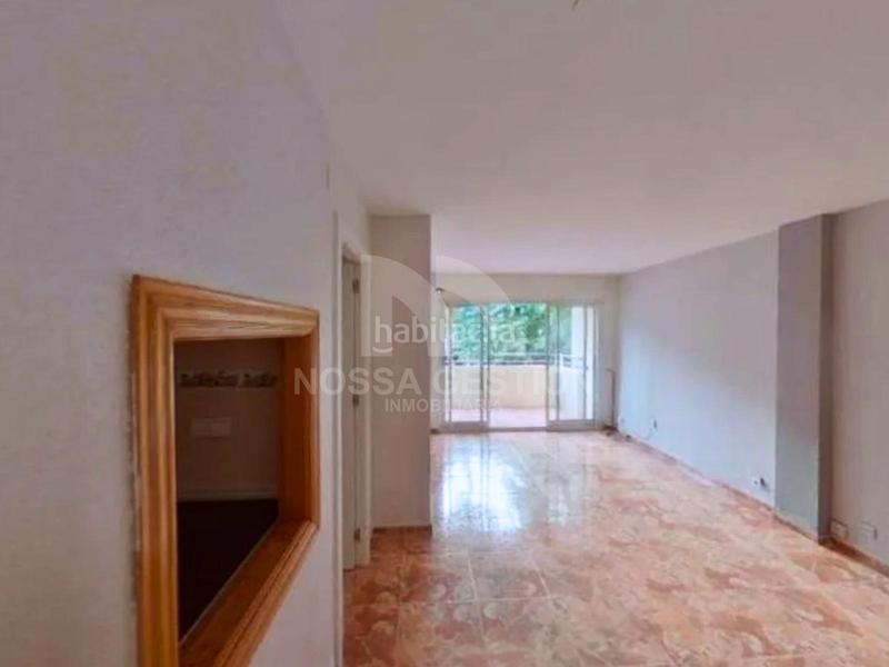 Foto c7f0653c-808f-4d71-aea4-89781bc0d018. Piso activo ocupado oportunidad en puerto o amplio piso de 3 habitaciones en Sagunt