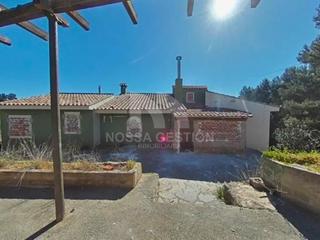 Chalet  Monte jucar, de. Casa de 428 m en alberic  4 dormitorios, 2 baños  para reformar
