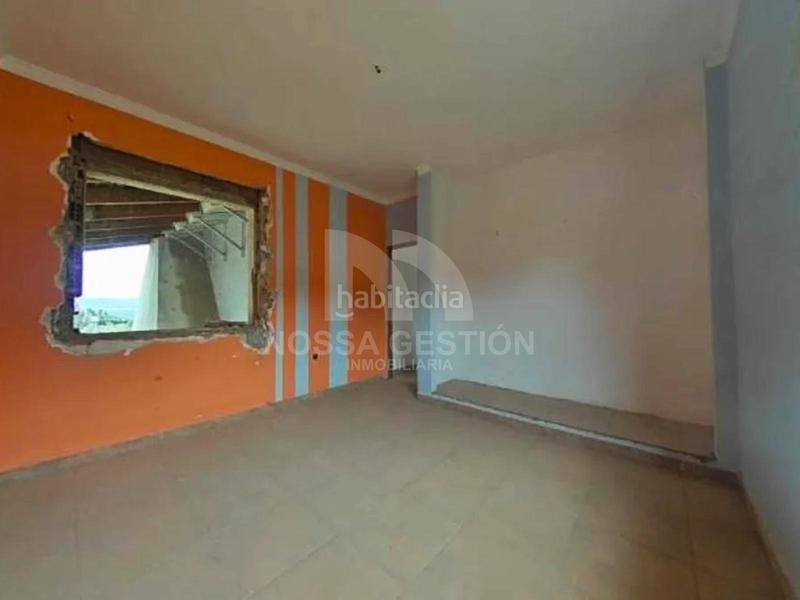 Foto 1e4043e7-8cd6-445e-84b9-4f574ffddf13. Chalet con parcheggio in Alberic