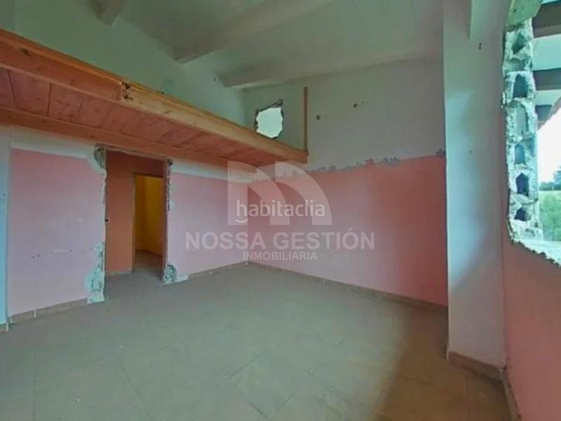 Foto 28a4612b-71dd-464c-9d35-efb3e09ca56e. Chalet con parcheggio in Alberic