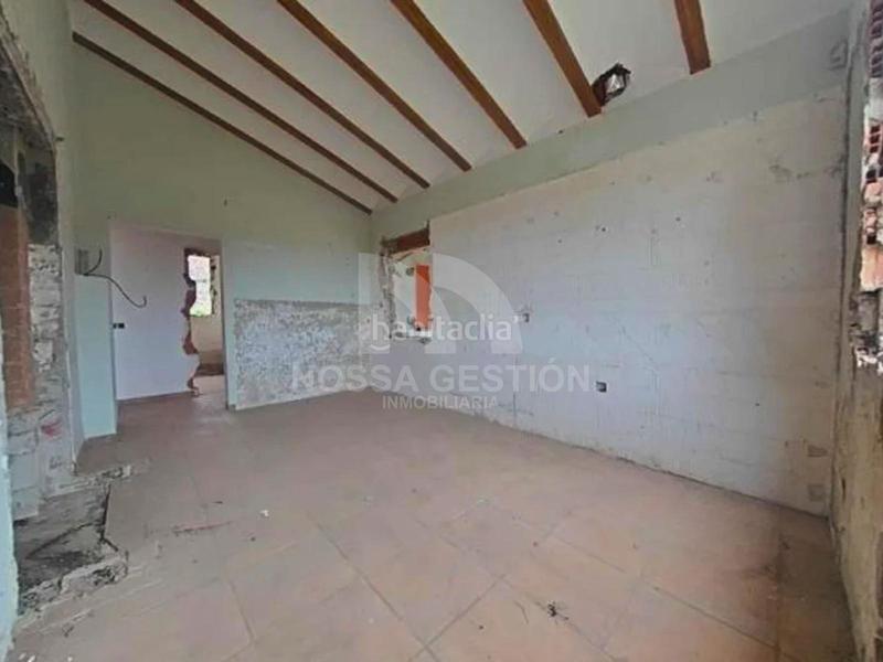 Foto 3b1334dc-55fa-4b82-b220-3a4e62ddef6f. Chalet con parcheggio in Alberic