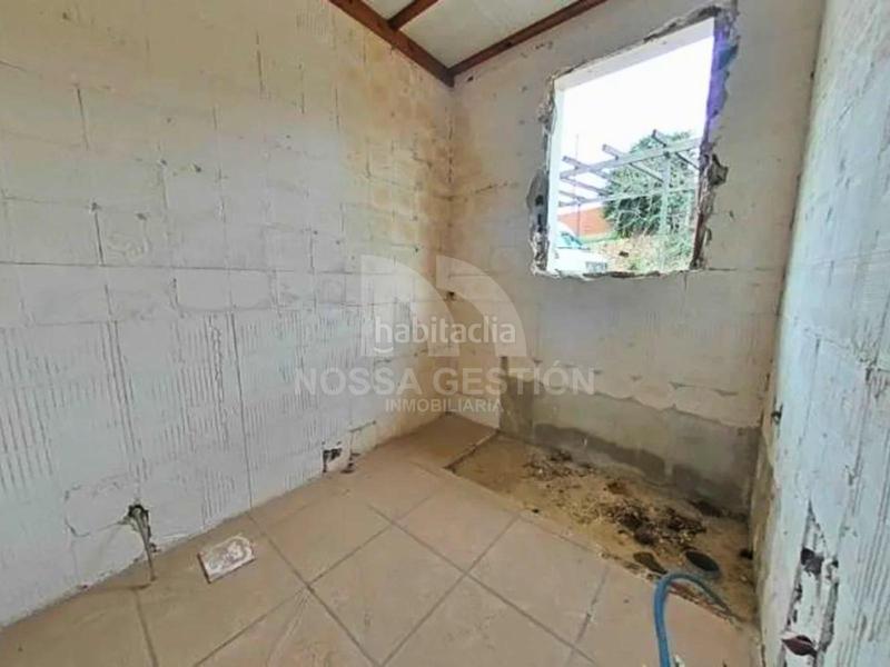 Foto aa1ddbdc-0cd8-4945-9135-d936a4c9eb15. Chalet con parcheggio in Alberic