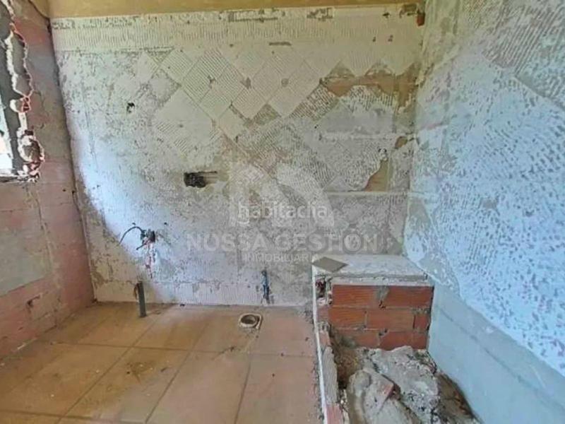 Foto ca8a30fc-1816-4e4c-97c3-058656866658. Chalet con parcheggio in Alberic