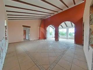 Chalet  Monte jucar, de. Gran casa en urbanización de alberic para reformar 428 m para di