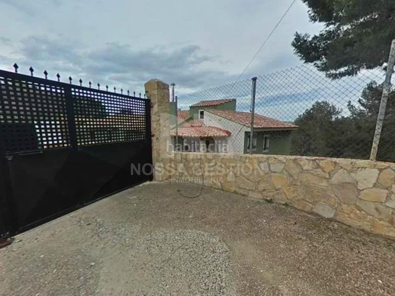 Foto 742fce87-4352-4c42-8a49-f0785c9d2ea3. Xalet amb aparcament a Alberic