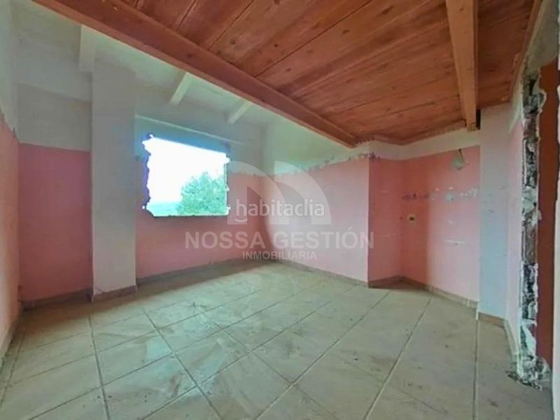 Foto c4cf0a04-c618-4add-922e-63207e80a784. Xalet amb aparcament a Alberic