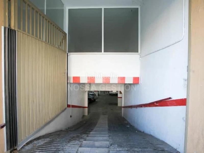 Foto 7437f2ce-454e-4760-a4e3-9180f1840dc8. Parking coche espacio de parking en avda. ausias march, derecho indiviso de uso en Valencia