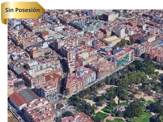 Appartement  Calle alquenencia. Se vende piso en alzira  3 hab., 2 baños  activo ocupado