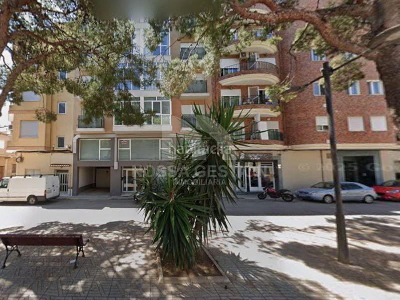 Foto 69743e15-1ac3-43f6-9105-2f78ec46f612. Parking voiture dans Benifaió