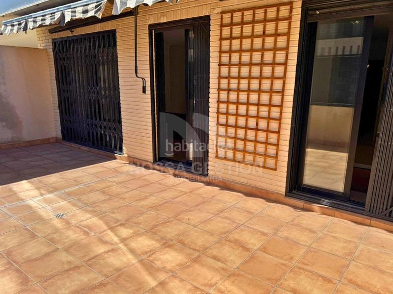 Foto 09a0b316-5736-49ed-8841-4b8335fdf504. Erdgeschoss mit parking in Avenida de Abril-9 de Octubre Sagunt