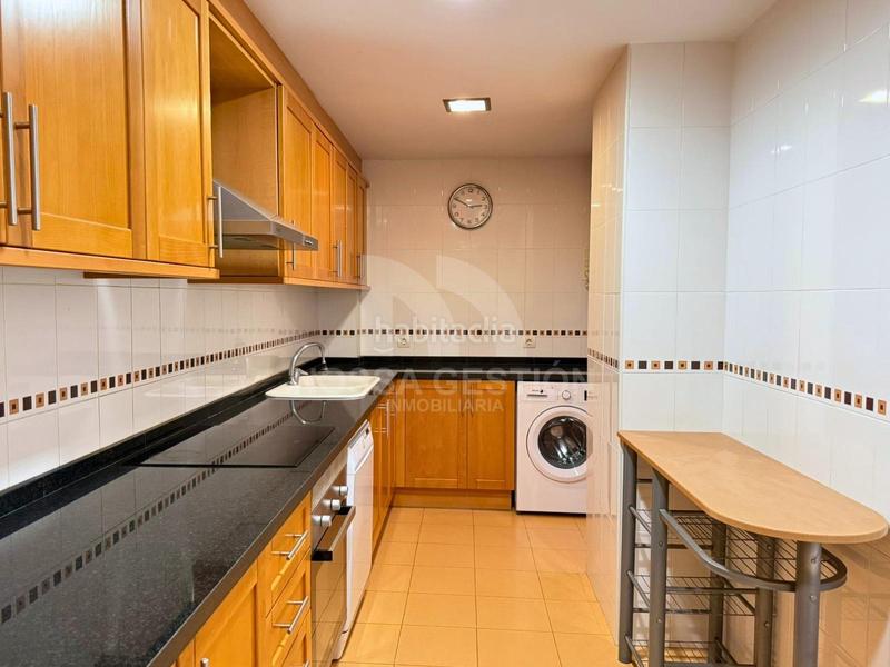 Foto 4f1ed72c-8649-4e6e-b905-62b2e43bad17. Erdgeschoss mit parking in Avenida de Abril-9 de Octubre Sagunt