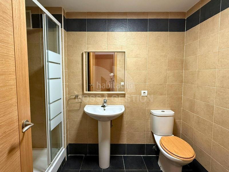 Foto ac3fb9e4-ca20-40f2-bec6-106a8a360054. Erdgeschoss mit parking in Avenida de Abril-9 de Octubre Sagunt