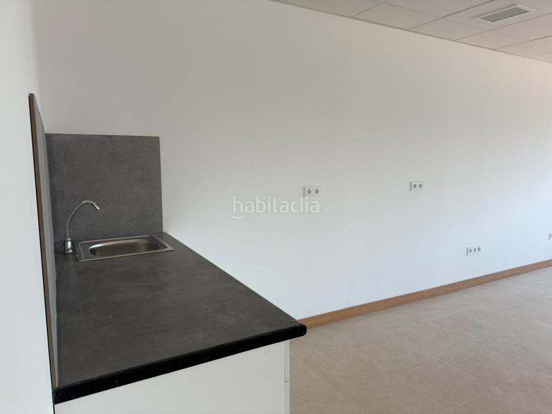 Foto 7d25c7bc-8250-4b59-9fce-205a0a781a5c. Miete büro in Beniparrell