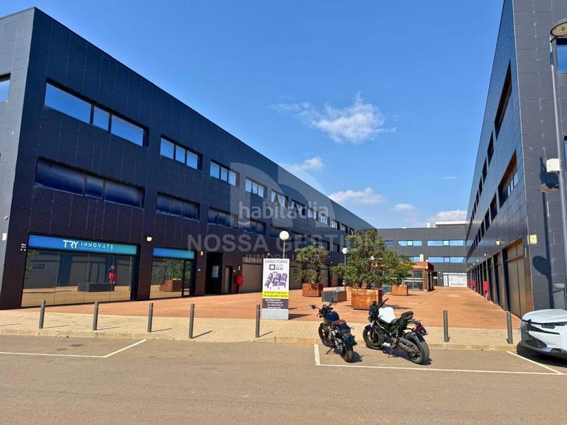 Foto b6d25a6a-93bb-44d5-b8c4-f291d69ae7f5. Miete büro in Beniparrell