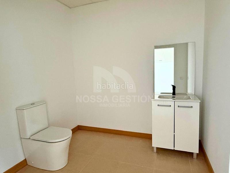 Foto 256aa773-e3d4-4c1b-af02-6aedc8799195. Alquiler oficina amplia oficina para alquiler o venta en centro de negocios sur valencia 165 m en Beniparrell