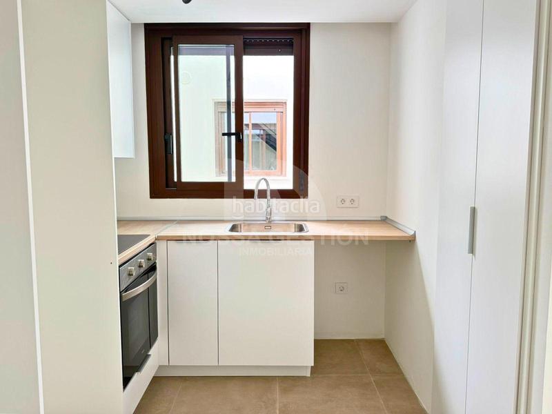 Foto 26fd84d4-1082-4f83-9bd6-abed69309af7. Rent duplex with heating parking in El Pilar Valencia