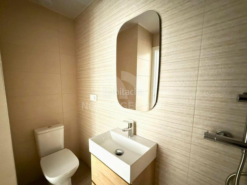 Foto 3c1b464a-ff5f-4bc4-aa89-afa0ff6dedb4. Rent duplex with heating parking in El Pilar Valencia